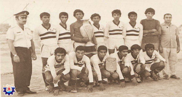 باشگاه 53 ساله نایبند از نگاه دوربین