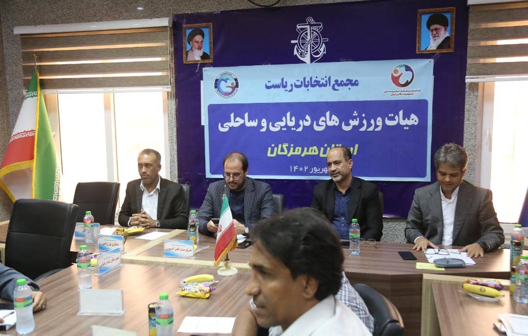کامرانی رای اعتماد گرفت/پروفسور دریایی شد