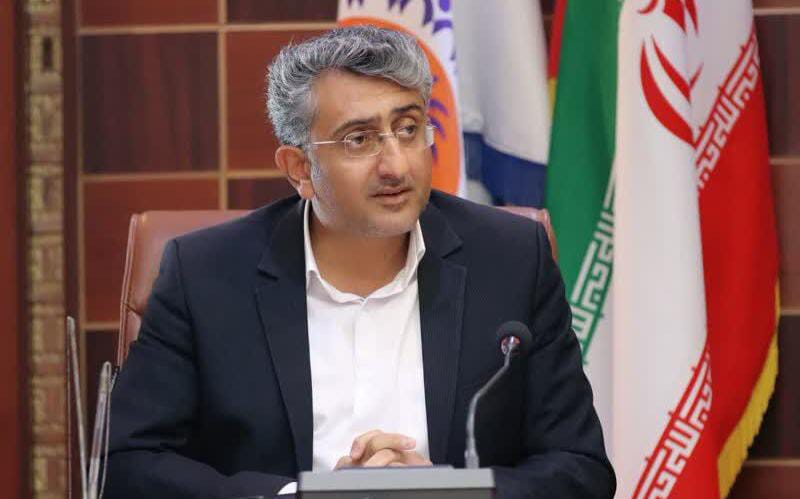 سکان هیات به نوبانی سپرده شد/شهردار مج نماینده را خواباند