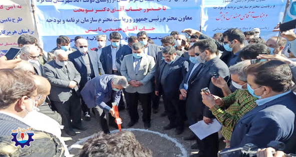 کلنگ ۳۰۰۰واحد مسکن محرومان در هرمزگان به زمین زده شد