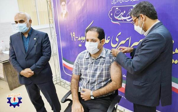 تزریق واکسن کرونا روسی در بندرعباس آغاز شد